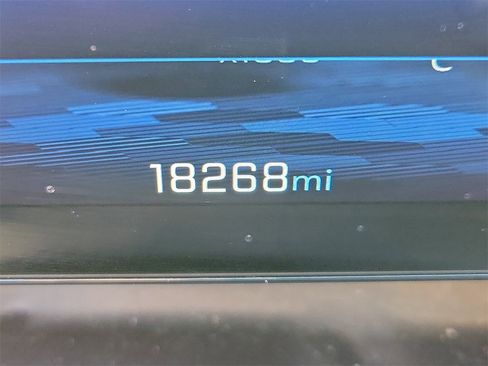 Used 2025 Chevrolet Equinox LT image 21