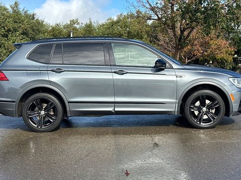 Used 2019 Volkswagen Tiguan SEL R-Line image 3