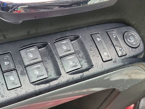 Used 2019 Chevrolet Silverado 1500 LT w/ All Star Edition image 23