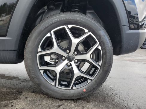 New 2026 Jeep Compass Limited image 9