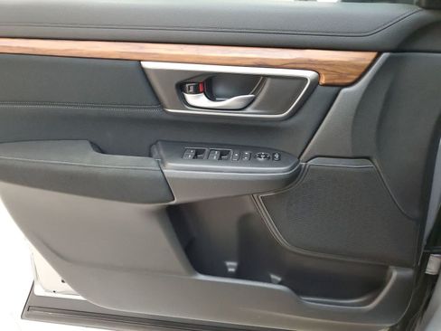 Used 2019 Honda CR-V EX image 16