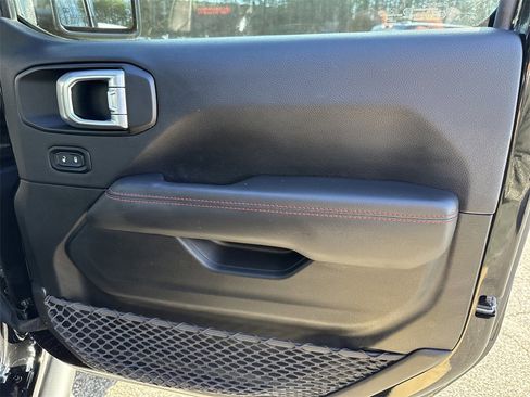 Used 2023 Jeep Gladiator Rubicon w/ LED Lighting Group image 17