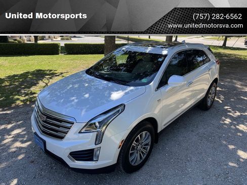 Used 2017 Cadillac XT5 Luxury w/ Driver Awareness Package FWD image 2