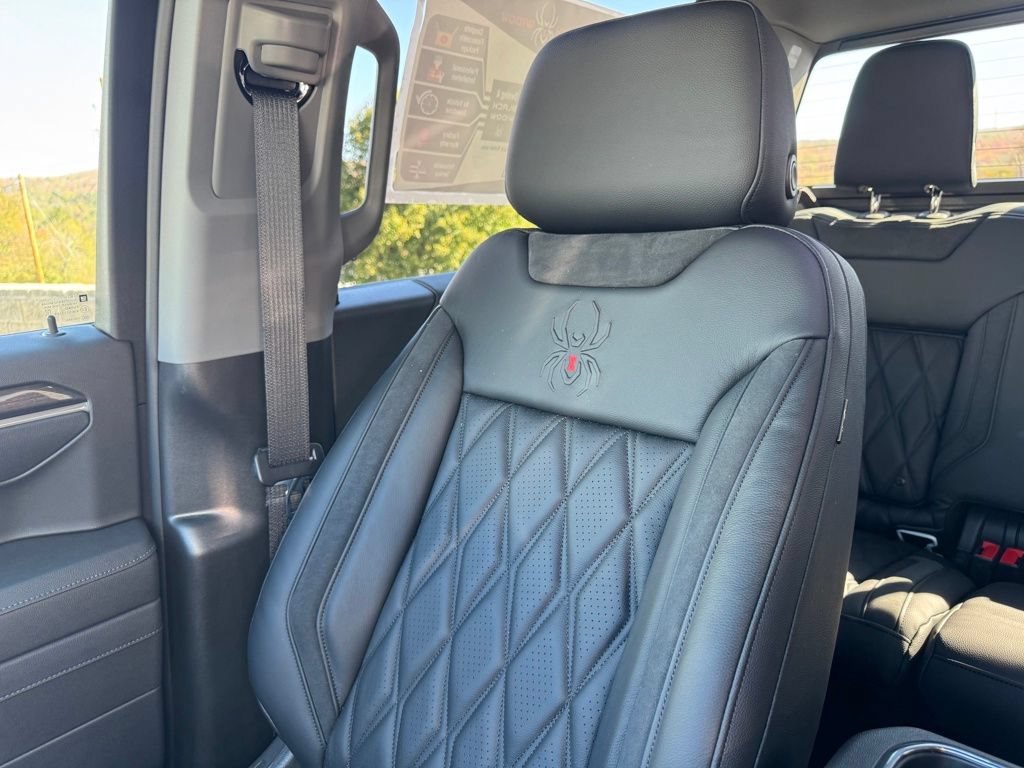 New 2025 Chevrolet Silverado 1500 LTZ AWD/4WD image 30