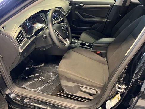 Used 2019 Volkswagen Jetta S FWD image 4