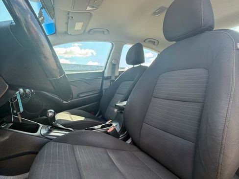 Used 2014 Kia Forte EX FWD image 17