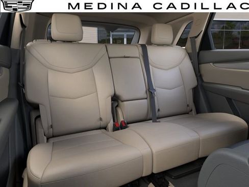 New 2026 Cadillac XT5 Premium Luxury w/ LPO, Floor Liner Package AWD/4WD image 18