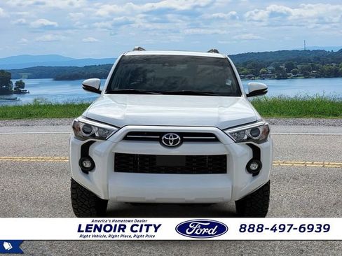 Used 2023 Toyota 4Runner SR5 Premium w/ Moonroof Package image 8