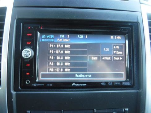 Used 2009 Nissan Frontier SE w/ SE Value Truck Pkg image 39