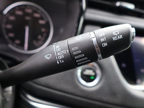 Used 2024 Cadillac XT5 Premium Luxury FWD image 52