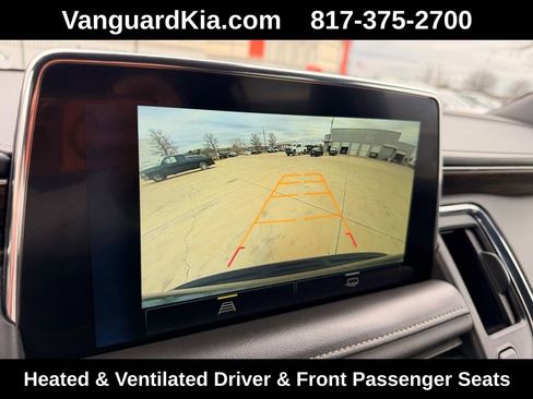 Used 2023 Chevrolet Suburban Premier image 19