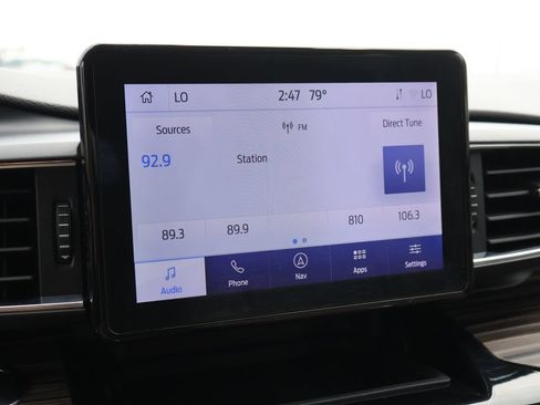 Certified 2023 Ford Explorer Limited AWD/4WD image 38