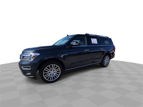 Used 2022 Ford Expedition Max Limited image 4