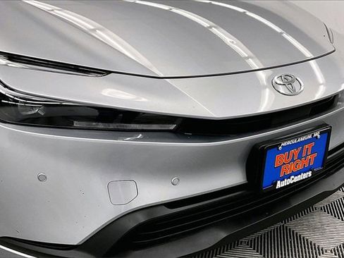 Used 2024 Toyota Prius LE image 28