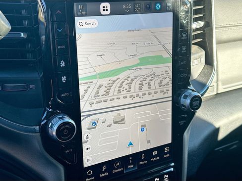 Used 2024 RAM 2500 Laramie image 22