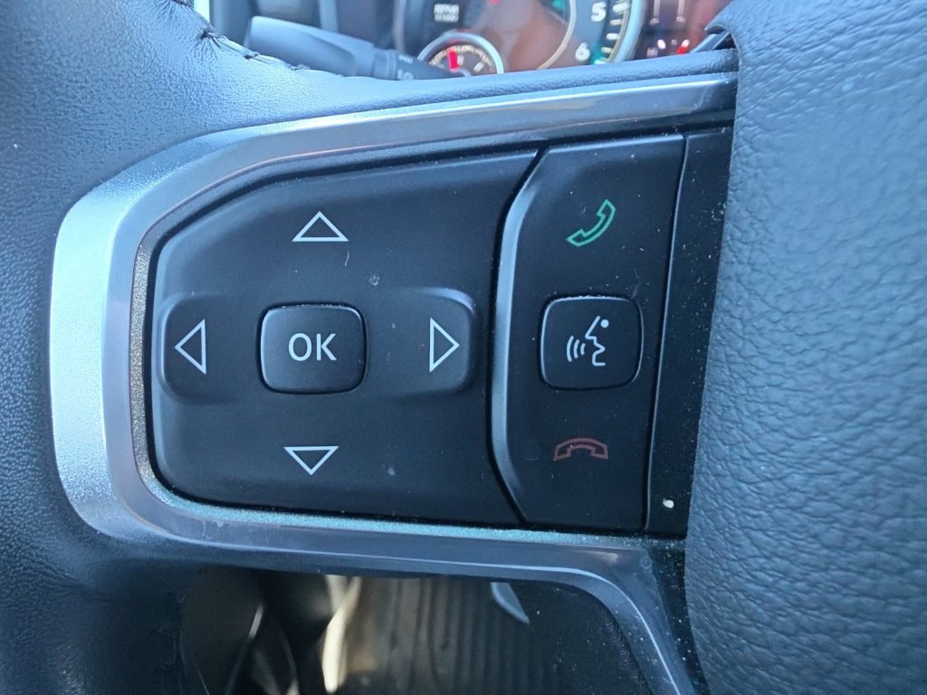 Used 2023 RAM 1500 Laramie AWD/4WD image 19
