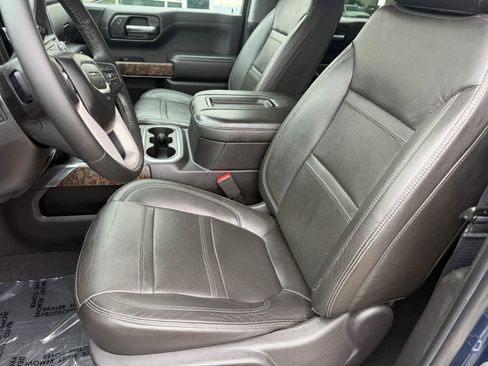 Used 2019 GMC Sierra 1500 Denali w/ Denali Ultimate Package AWD/4WD image 4