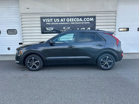 New 2026 Kia Niro LX FWD image 7