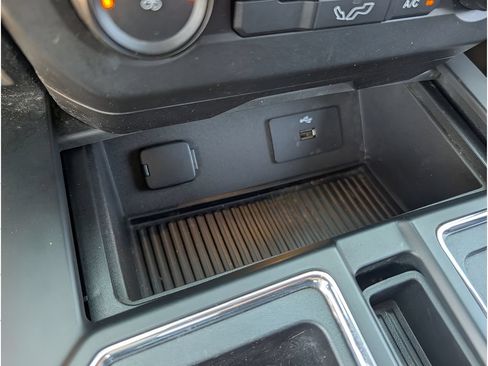 Used 2016 Ford F150 XL w/ Equipment Group 101A Mid AWD/4WD image 24
