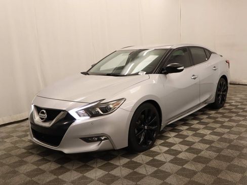 Used 2017 Nissan Maxima SR w/ Midnight Edition FWD image 1