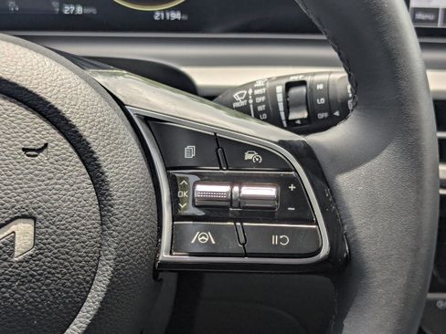 Certified 2024 Kia Seltos S FWD image 19