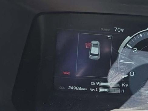 Used 2024 Toyota Sequoia SR5 image 9