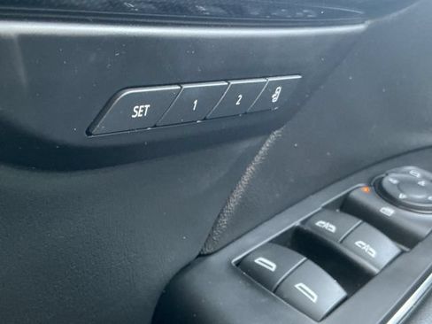 Used 2023 Buick Envision Essence AWD/4WD image 48