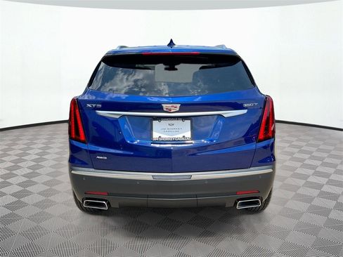 New 2025 Cadillac XT5 Luxury image 6