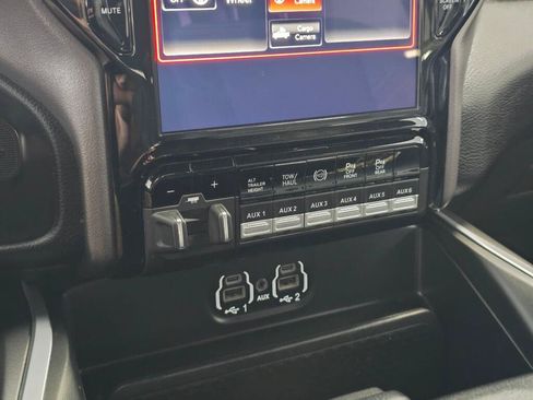 Used 2021 RAM 3500 Big Horn w/ Level B Equipment Group AWD/4WD image 28