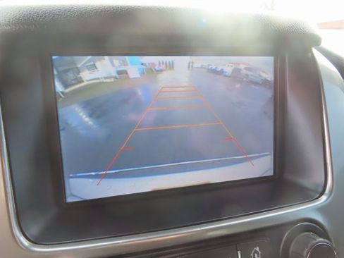 Used 2015 Chevrolet Suburban LTZ image 26