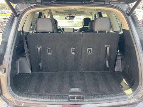 Used 2025 Kia Telluride S FWD image 29