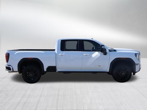 New 2026 GMC Sierra 2500 AT4 w/ AT4 Premium Plus Package AWD/4WD image 8