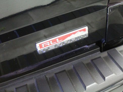 Used 2015 GMC Sierra 1500 SLT AWD/4WD image 30