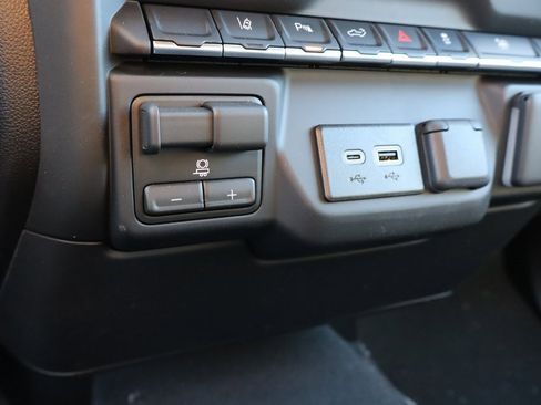 New 2026 Chevrolet Silverado 2500 Custom w/ Custom Value Package image 13