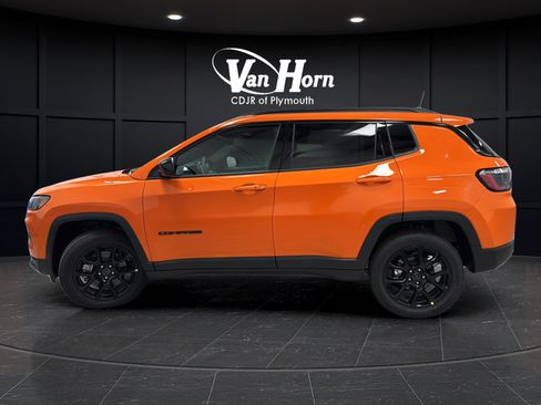 New 2026 Jeep Compass Latitude AWD/4WD image 8