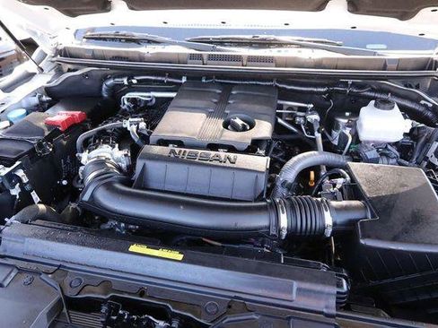 Used 2025 Nissan Frontier SV w/ SV Convenience Package image 26