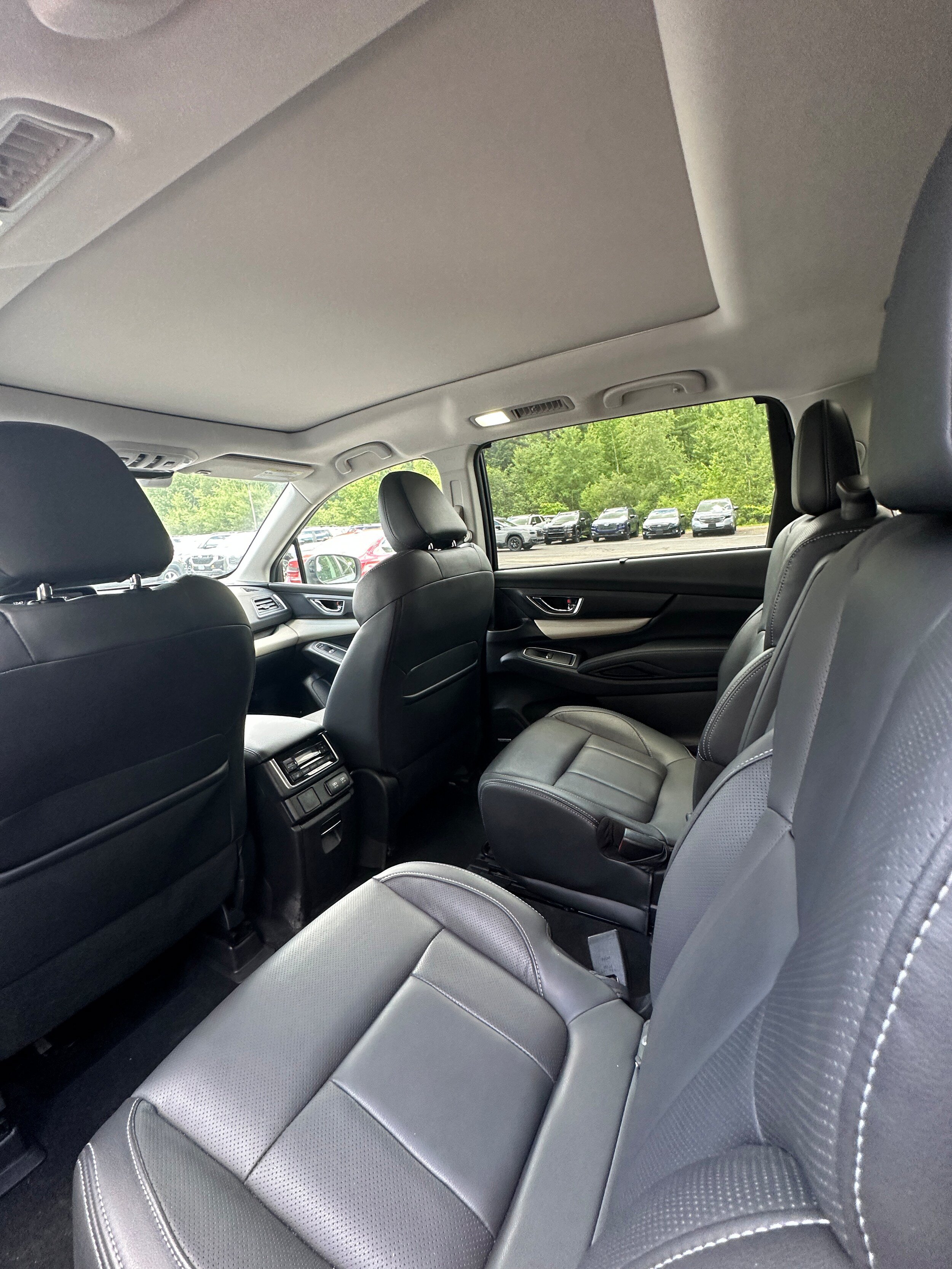 Used 2020 Subaru Ascent Limited w/ Technology Package AWD/4WD image 16