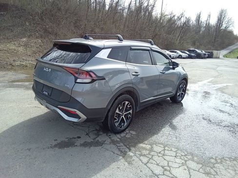 Used 2023 Kia Sportage EX image 4