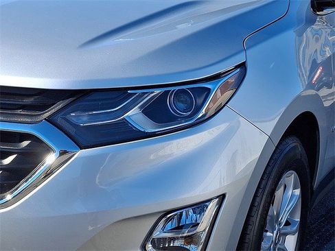 Certified 2021 Chevrolet Equinox LT image 8