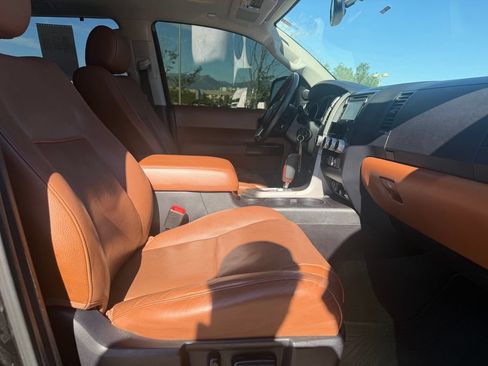 Used 2016 Toyota Sequoia Platinum AWD/4WD image 30