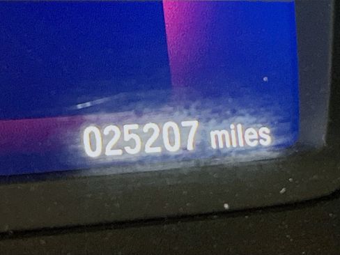 Used 2023 Honda Odyssey Elite image 12
