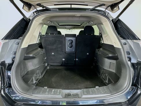 Used 2016 Nissan Rogue SV w/ SV Premium Package AWD/4WD image 21