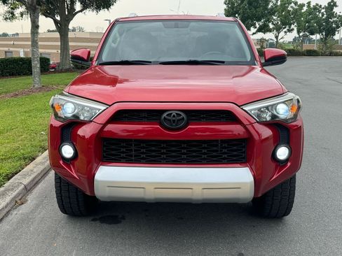 Used 2017 Toyota 4Runner SR5 RWD image 5