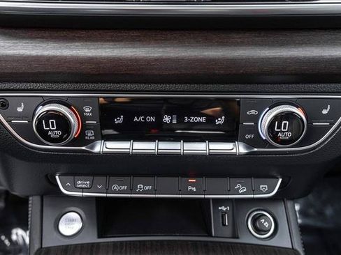 Used 2022 Audi Q5 2.0T Premium Plus AWD/4WD image 19