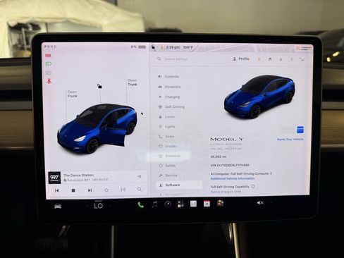Used 2020 Tesla Model Y Long Range AWD/4WD image 11