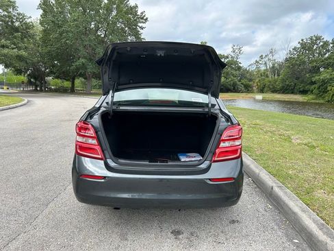 Used 2020 Chevrolet Sonic Premier image 10