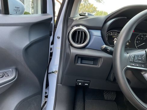 New 2025 Nissan Versa SV w/ Trunk Package image 22