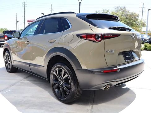 Used 2025 MAZDA CX-30 Carbon image 6