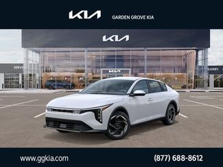 New 2026 Kia K4 EX 360° Tour