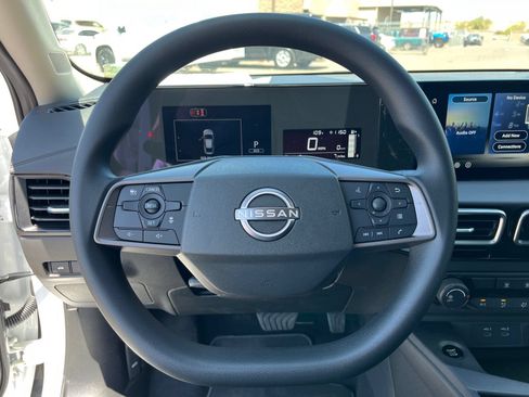 New 2027 Nissan Sentra S w/ Floor Mat Package FWD image 18